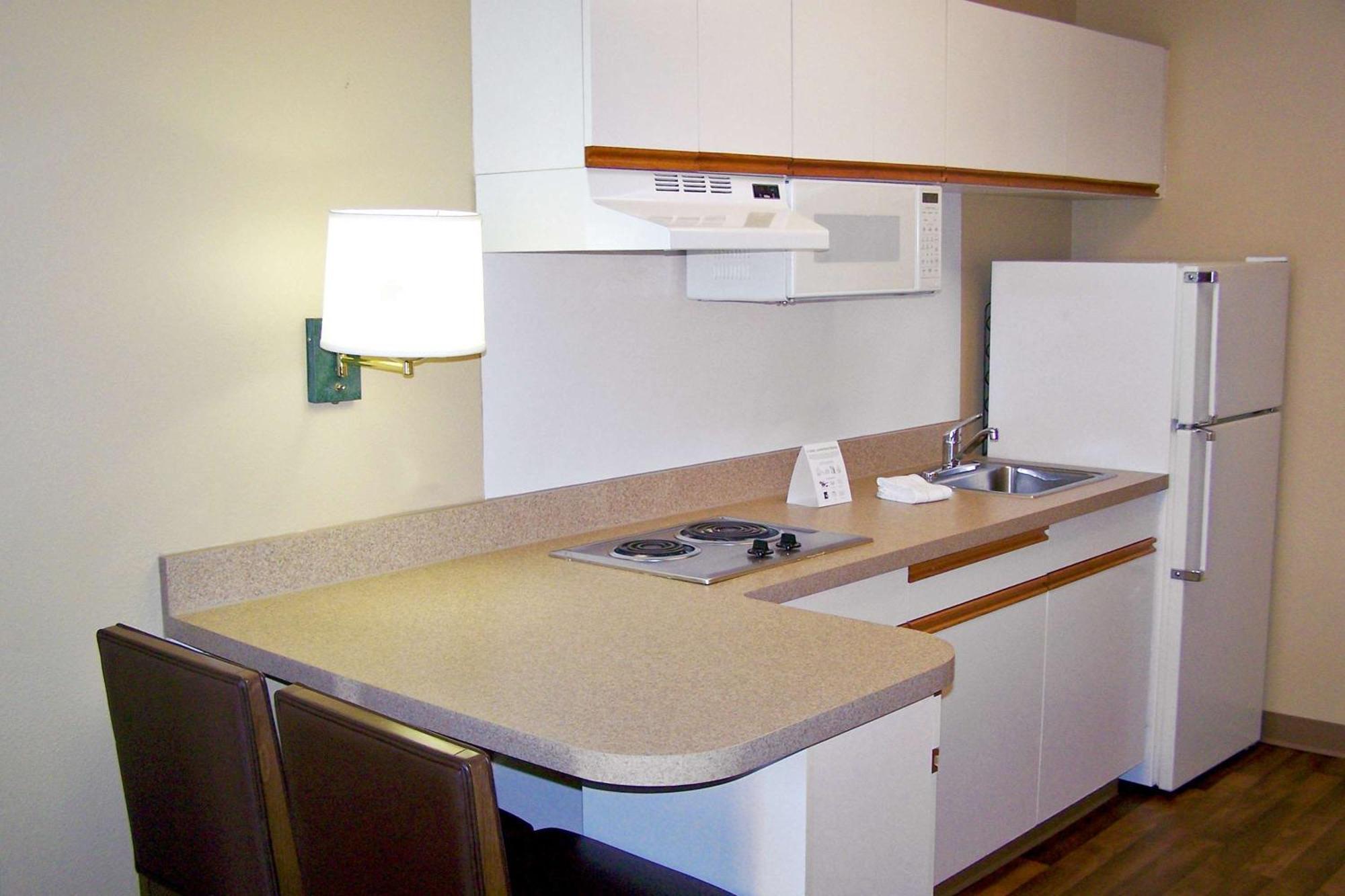 סנדי ספרינגס Extended Stay America Suites - Atlanta - Marietta - Powers Ferry Rd מראה חיצוני תמונה