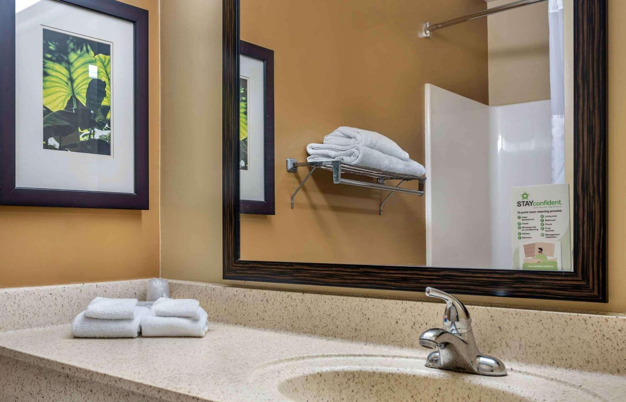 סנדי ספרינגס Extended Stay America Suites - Atlanta - Marietta - Powers Ferry Rd מראה חיצוני תמונה