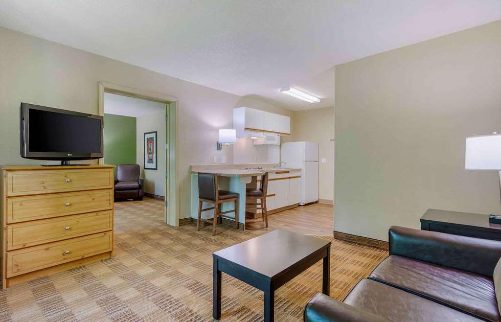 סנדי ספרינגס Extended Stay America Suites - Atlanta - Marietta - Powers Ferry Rd חדר תמונה