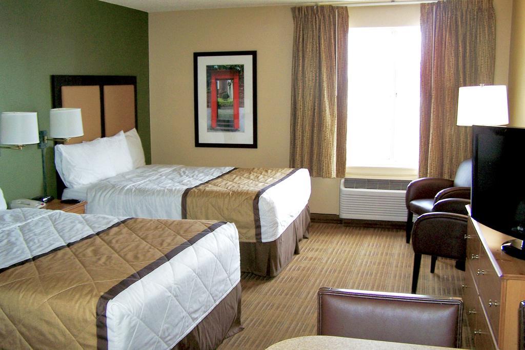 סנדי ספרינגס Extended Stay America Suites - Atlanta - Marietta - Powers Ferry Rd מראה חיצוני תמונה